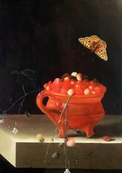 Ein Topf mit wilden Erdbeeren